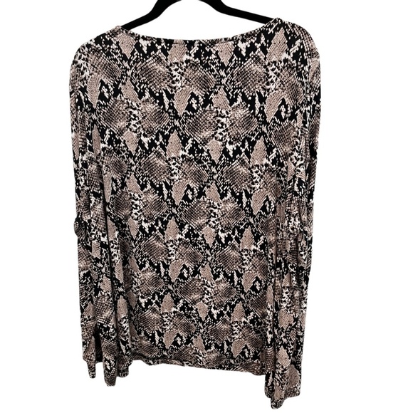 Mario Serrani Long Sleeve Round Neck Snakeskin Stretch Knit Top Size XXL - Picture 4 of 4